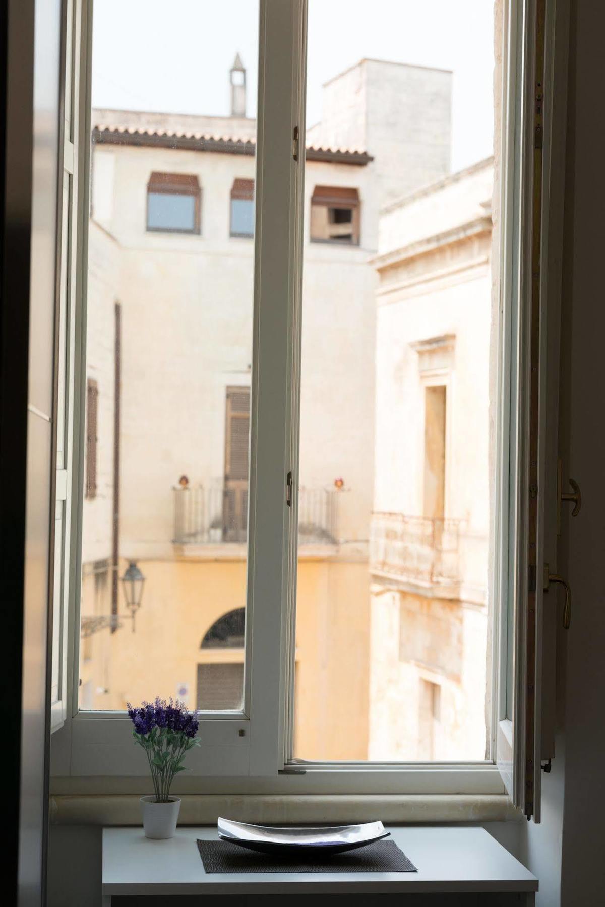 Gatto Bianco La Dimora Storica Bed & Breakfast Lecce Bagian luar foto
